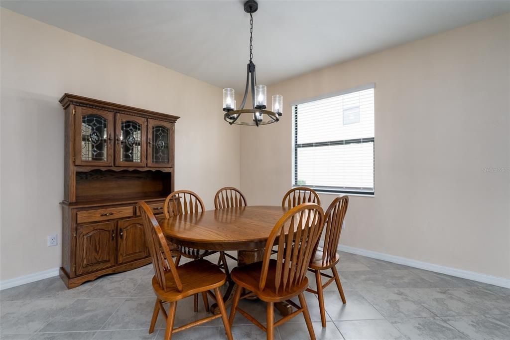 For Sale: $464,000 (4 beds, 3 baths, 2027 Square Feet)