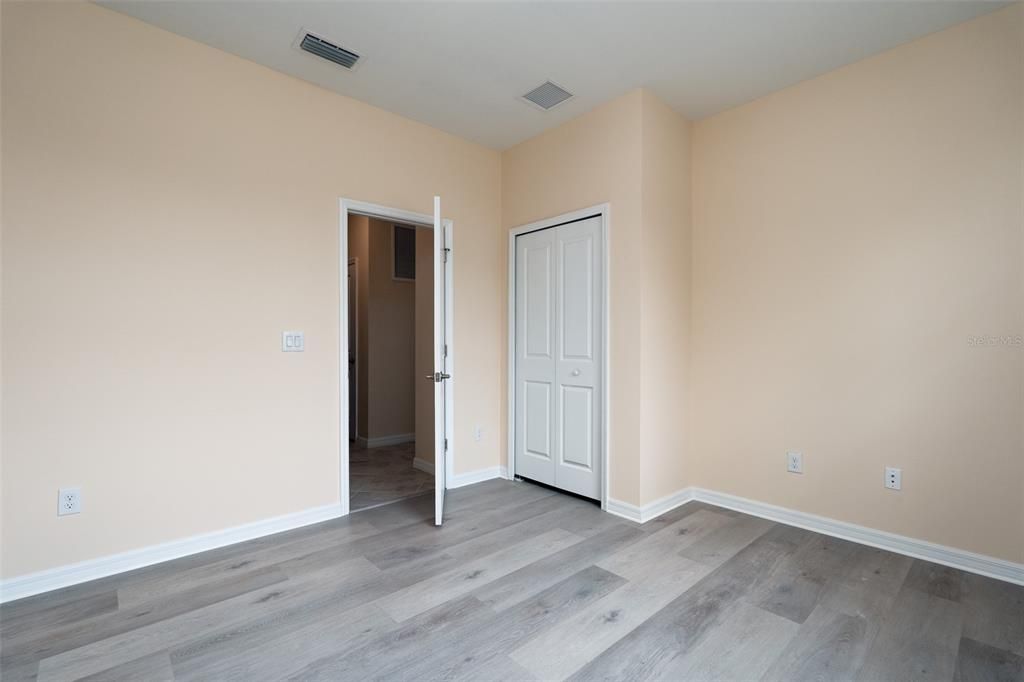 For Sale: $464,000 (4 beds, 3 baths, 2027 Square Feet)