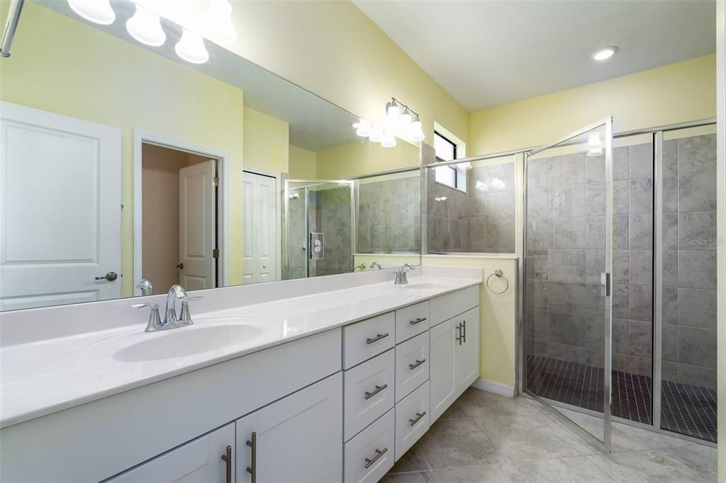 For Sale: $464,000 (4 beds, 3 baths, 2027 Square Feet)