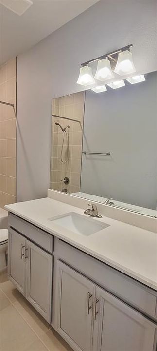 В аренду: $2,600 (3 спален, 2 ванн, 2018 Квадратных фут)