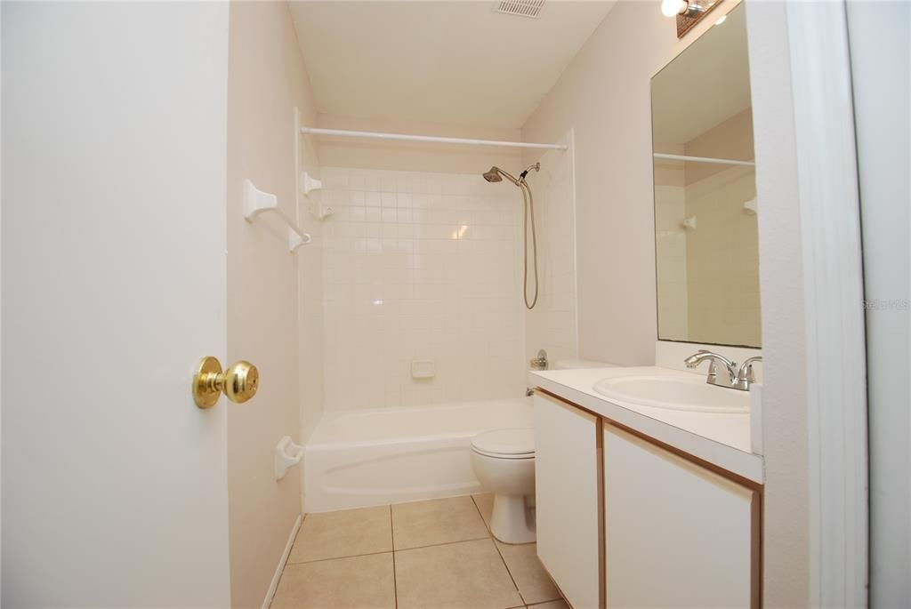 For Rent: $1,950 (2 beds, 2 baths, 1490 Square Feet)