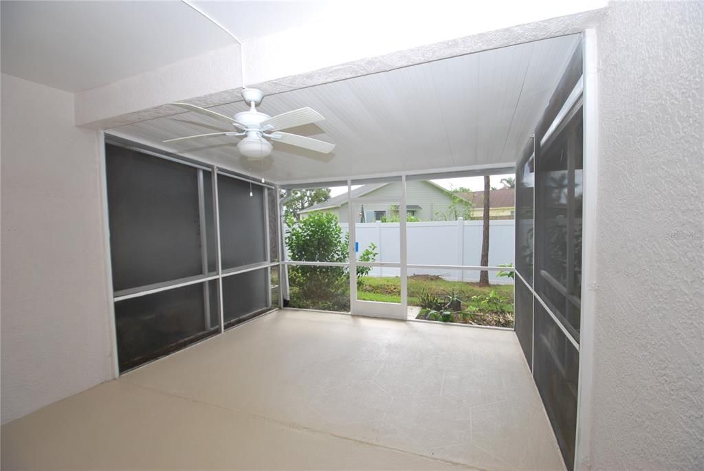 For Rent: $1,950 (2 beds, 2 baths, 1490 Square Feet)