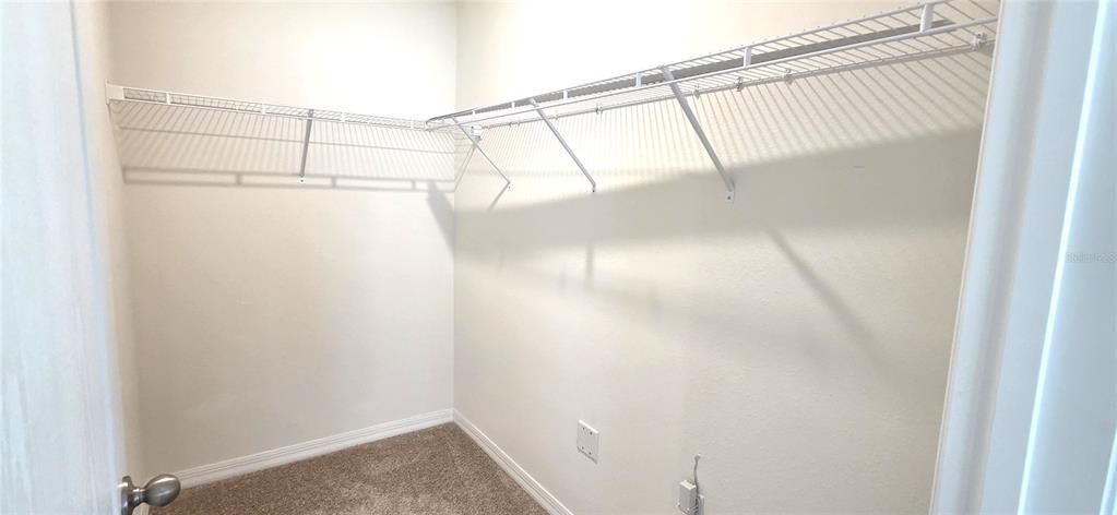 For Sale: $267,500 (3 beds, 2 baths, 1529 Square Feet)