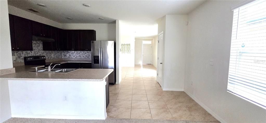 For Sale: $267,500 (3 beds, 2 baths, 1529 Square Feet)
