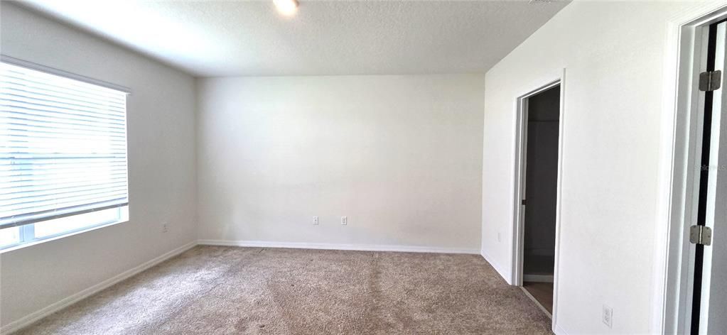For Sale: $267,500 (3 beds, 2 baths, 1529 Square Feet)