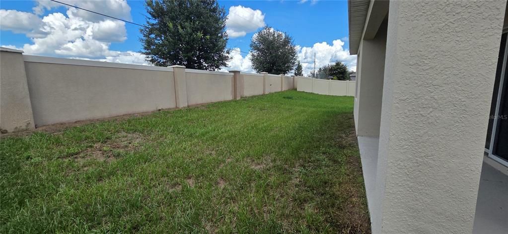 For Sale: $267,500 (3 beds, 2 baths, 1529 Square Feet)