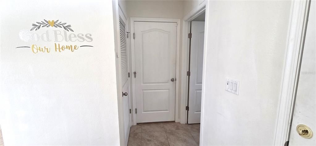 For Sale: $267,500 (3 beds, 2 baths, 1529 Square Feet)