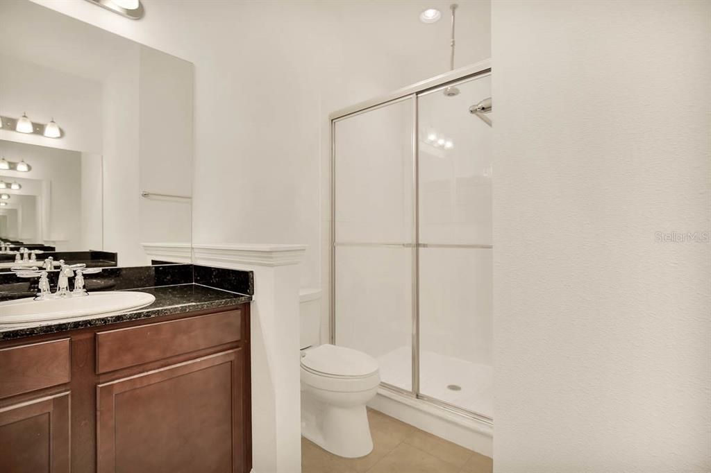 En Renta: $2,350 (3 camas, 2 baños, 1606 Pies cuadrados)