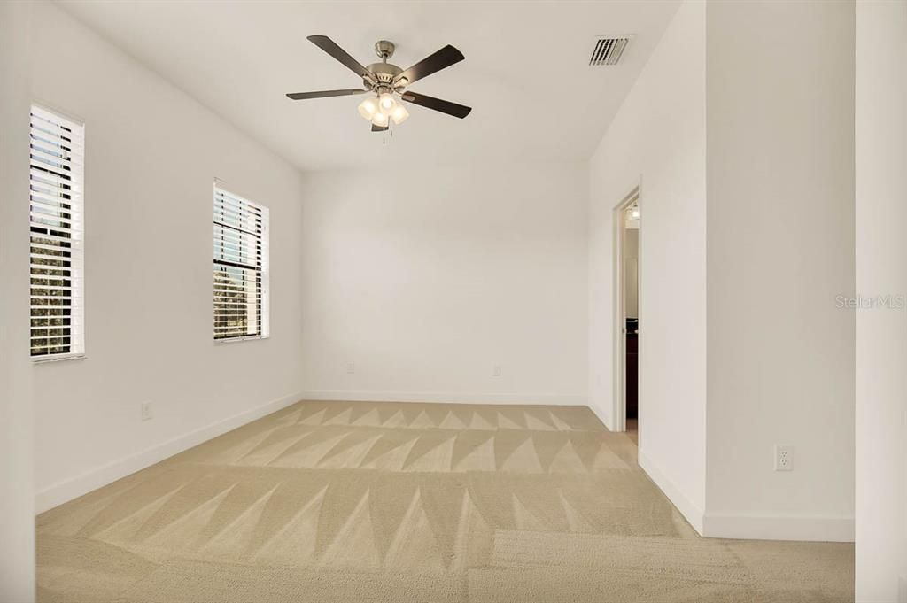 En Renta: $2,350 (3 camas, 2 baños, 1606 Pies cuadrados)