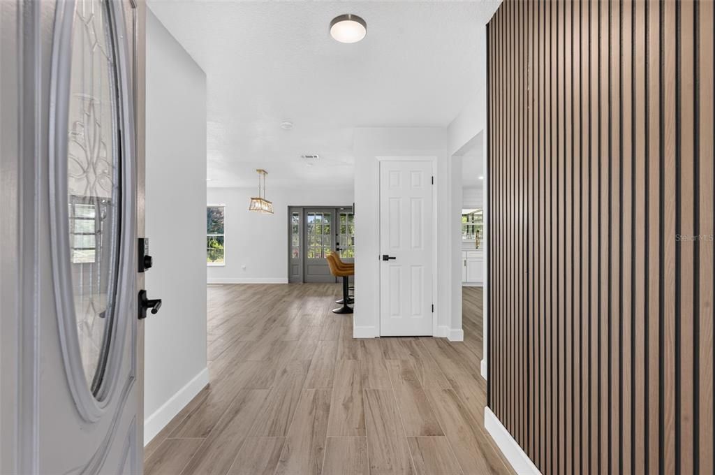For Sale: $589,900 (4 beds, 2 baths, 1960 Square Feet)