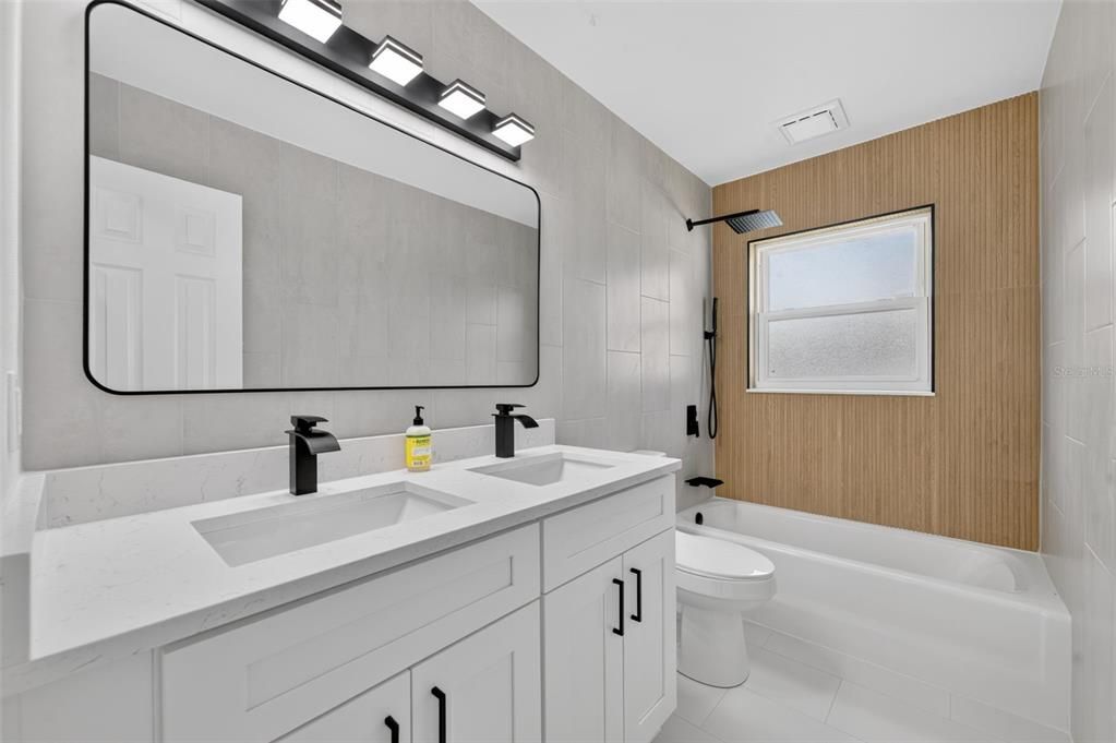 For Sale: $589,900 (4 beds, 2 baths, 1960 Square Feet)