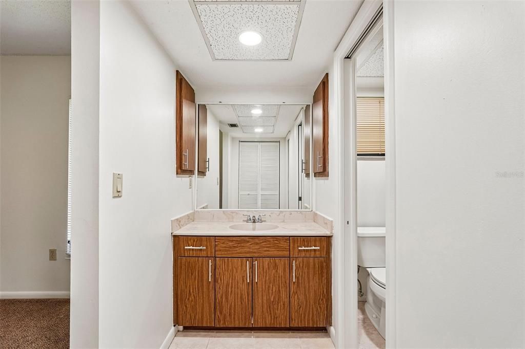 For Sale: $259,900 (2 beds, 2 baths, 1248 Square Feet)