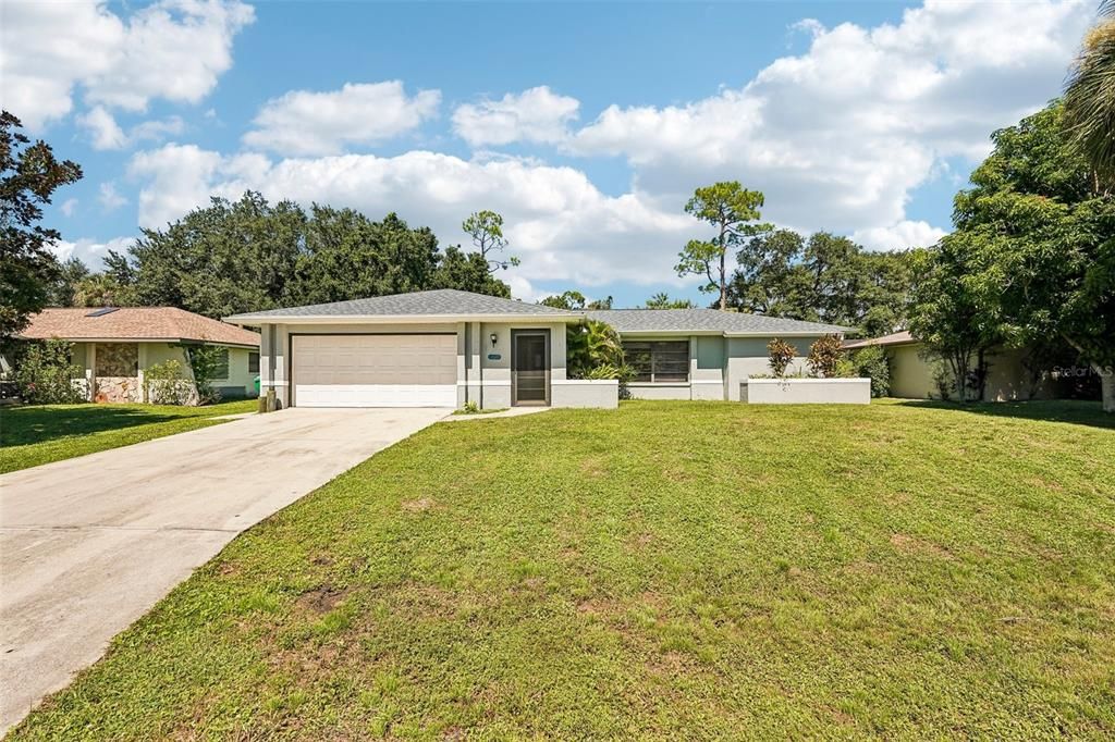 For Sale: $259,900 (2 beds, 2 baths, 1248 Square Feet)