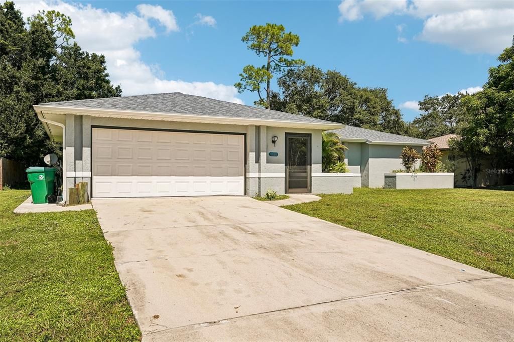 For Sale: $259,900 (2 beds, 2 baths, 1248 Square Feet)