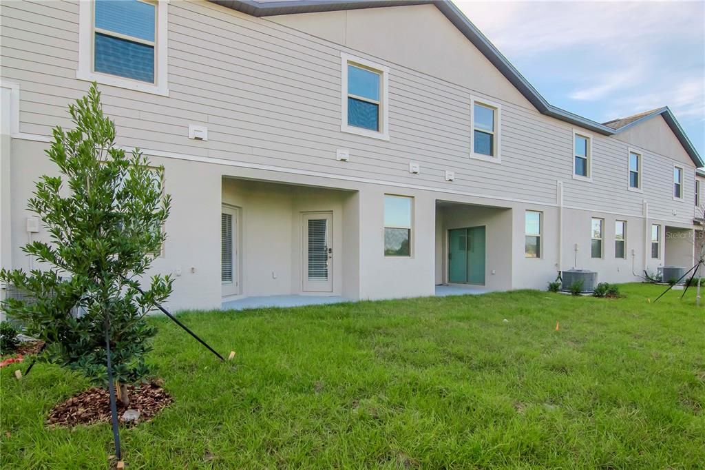 For Rent: $2,800 (5 beds, 2 baths, 2251 Square Feet)