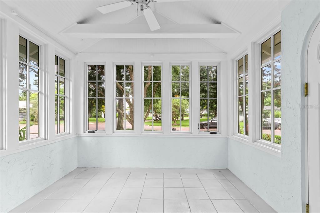 En Venta: $519,000 (2 camas, 2 baños, 1301 Pies cuadrados)