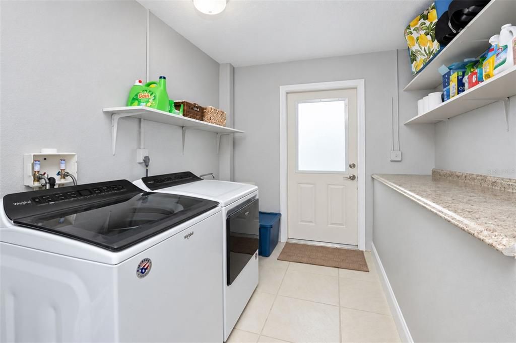 For Sale: $335,000 (4 beds, 2 baths, 1950 Square Feet)