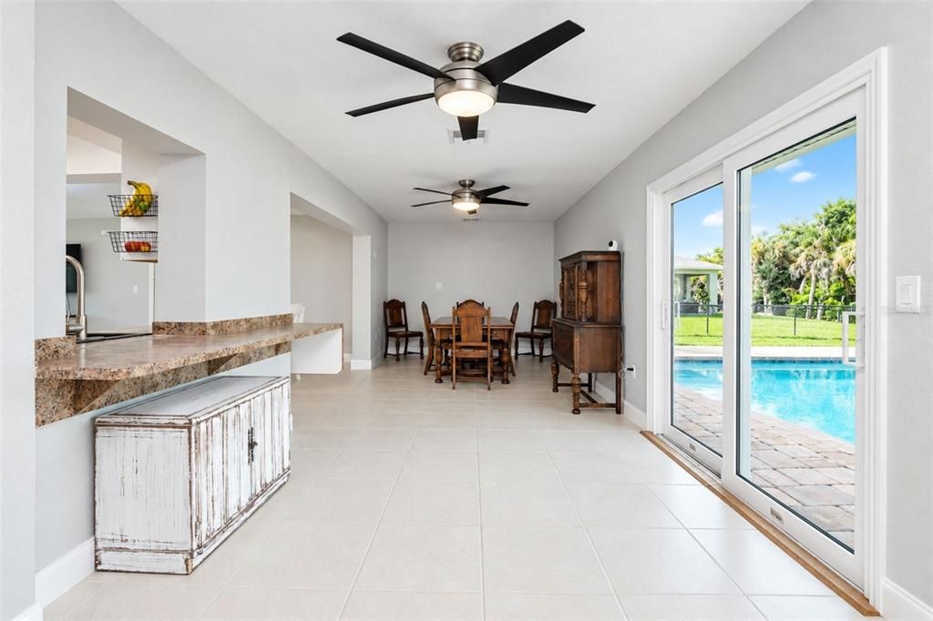 For Sale: $335,000 (4 beds, 2 baths, 1950 Square Feet)
