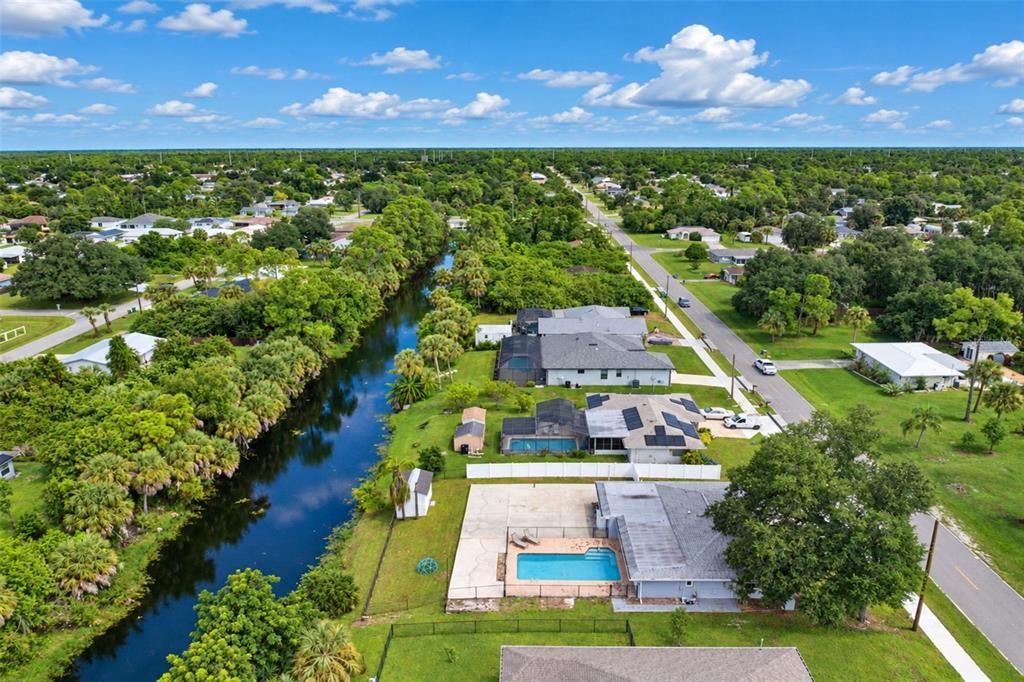 For Sale: $335,000 (4 beds, 2 baths, 1950 Square Feet)