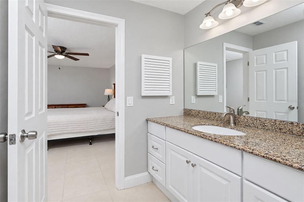 For Sale: $335,000 (4 beds, 2 baths, 1950 Square Feet)