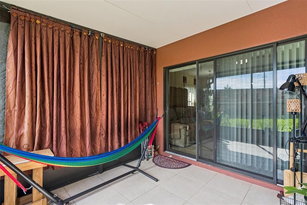For Sale: $345,000 (3 beds, 2 baths, 1369 Square Feet)