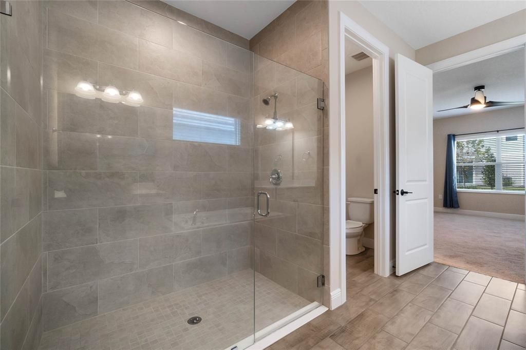 For Sale: $594,900 (5 beds, 3 baths, 3220 Square Feet)