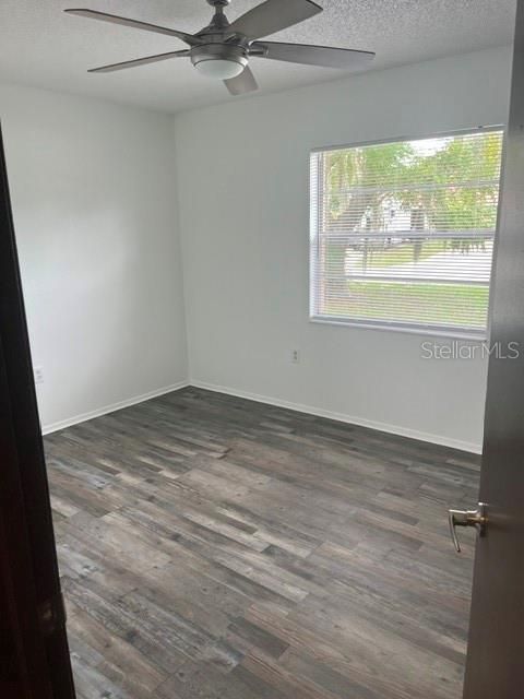 For Sale: $199,000 (3 beds, 2 baths, 1066 Square Feet)