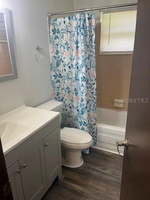 For Sale: $199,000 (3 beds, 2 baths, 1066 Square Feet)