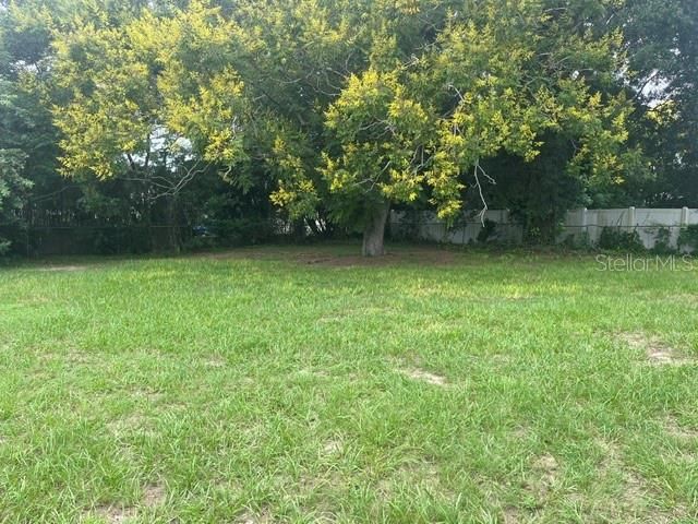For Sale: $199,000 (3 beds, 2 baths, 1066 Square Feet)