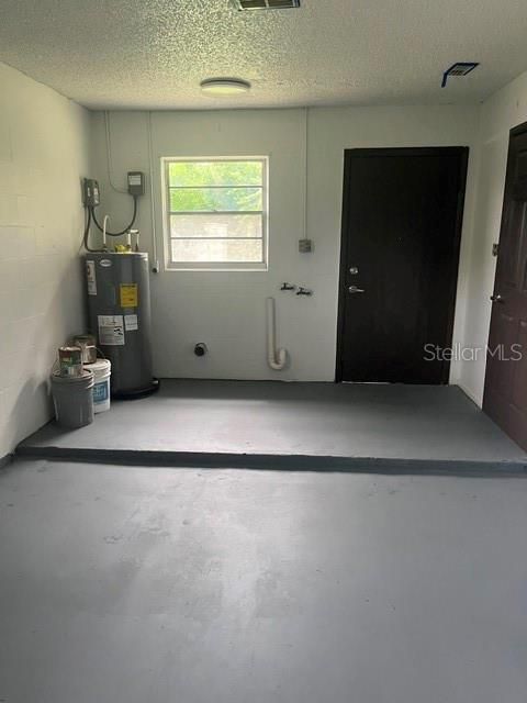 For Sale: $199,000 (3 beds, 2 baths, 1066 Square Feet)
