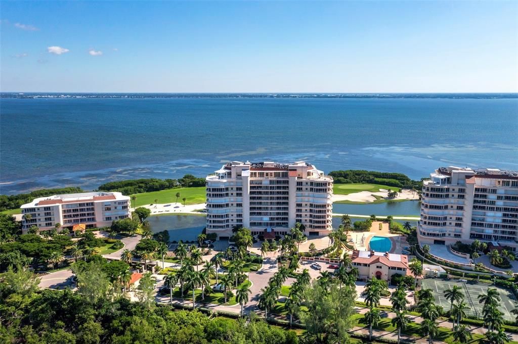 En Venta: $1,699,000 (2 camas, 2 baños, 2369 Pies cuadrados)