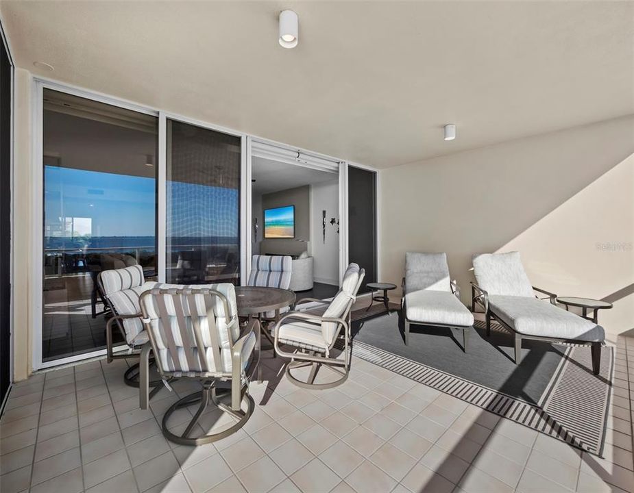 En Venta: $1,699,000 (2 camas, 2 baños, 2369 Pies cuadrados)