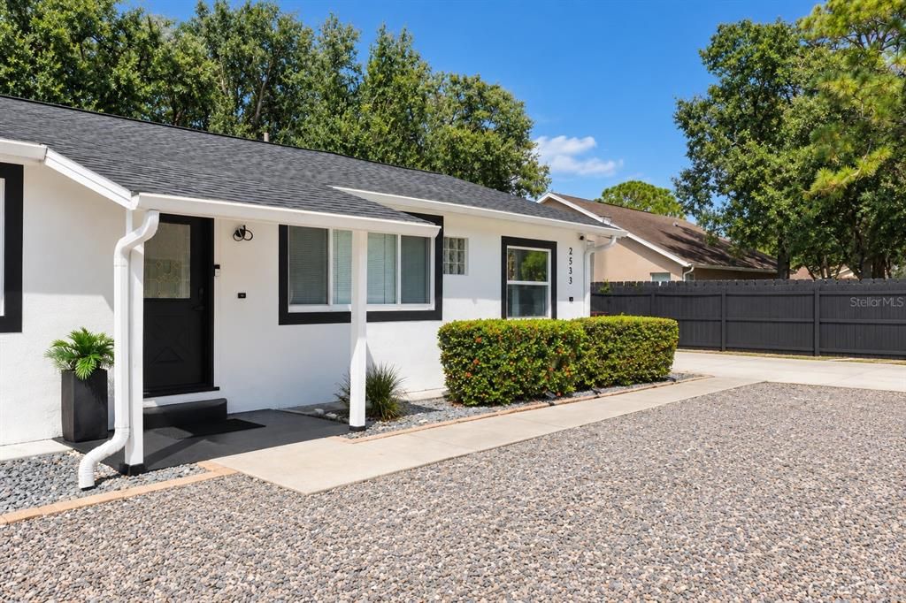 For Sale: $699,000 (6 beds, 5 baths, 2142 Square Feet)