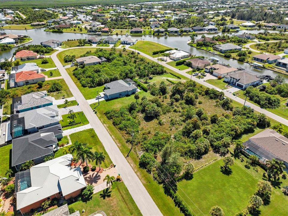 En Venta: $39,000 (0.23 acres)