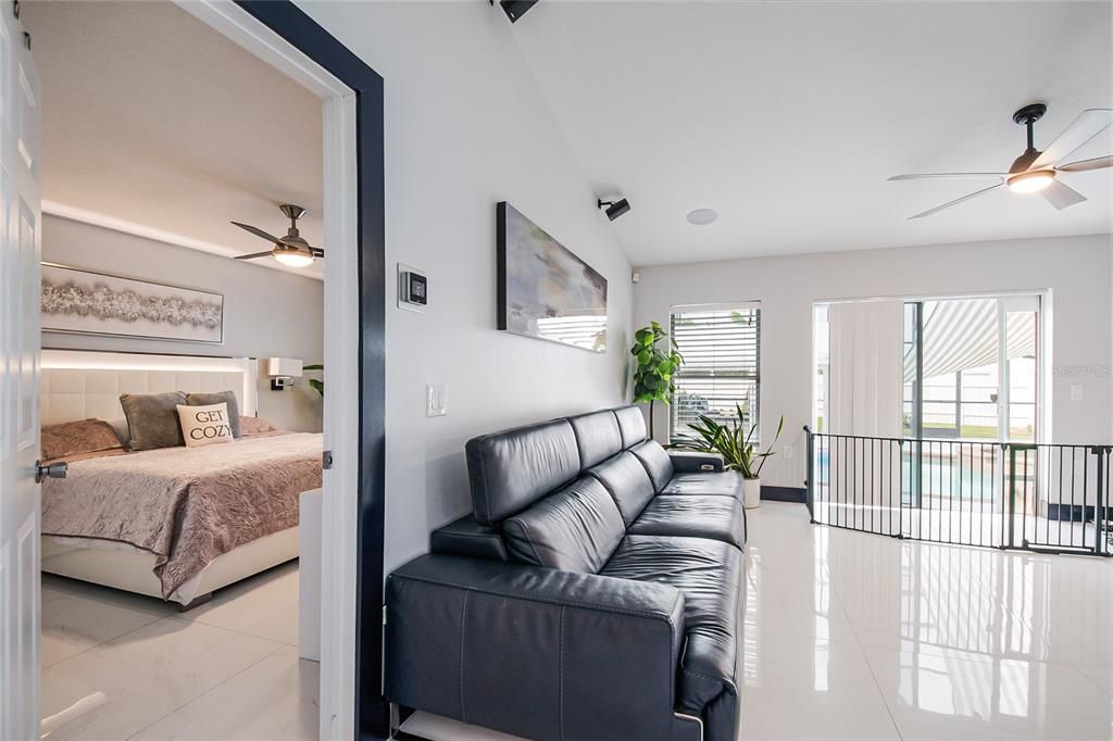 En Venta: $395,500 (4 camas, 2 baños, 1770 Pies cuadrados)