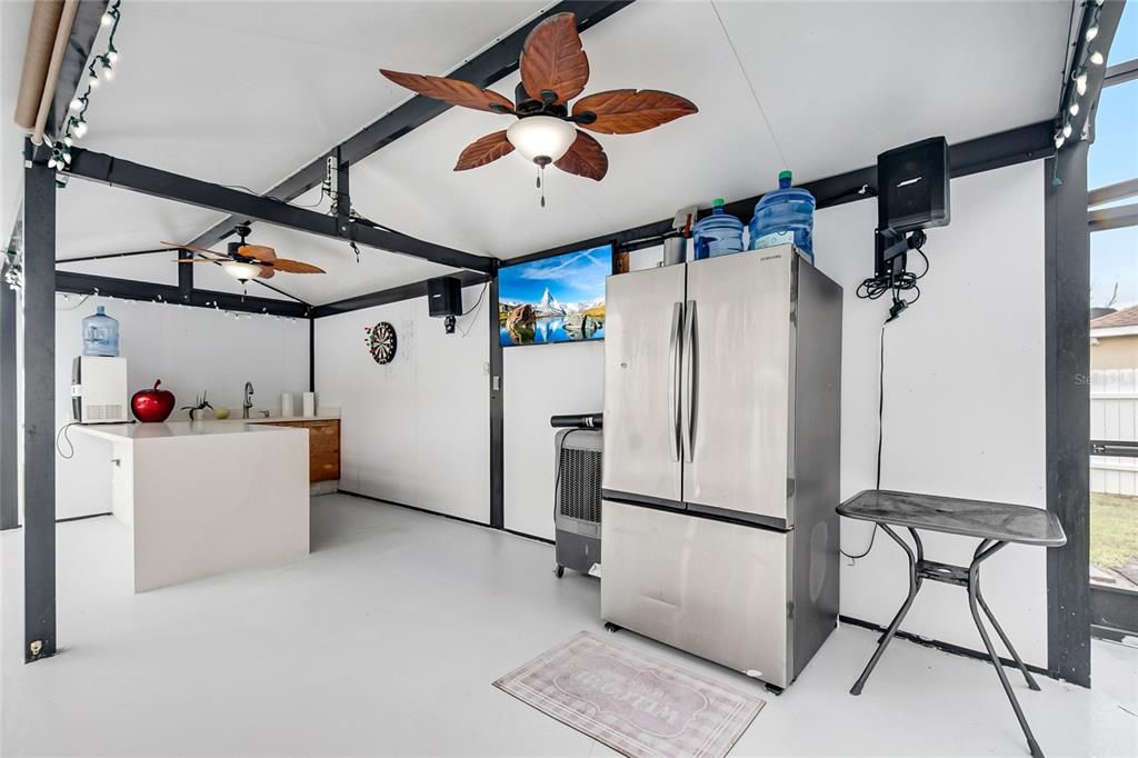 En Venta: $395,500 (4 camas, 2 baños, 1770 Pies cuadrados)