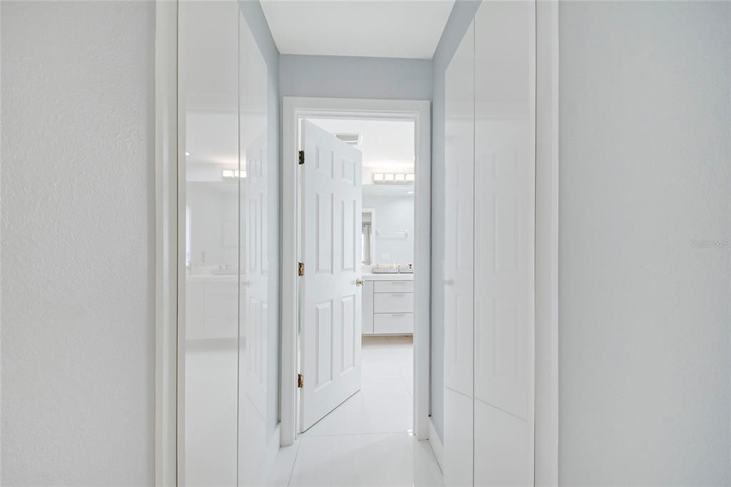 En Venta: $395,500 (4 camas, 2 baños, 1770 Pies cuadrados)
