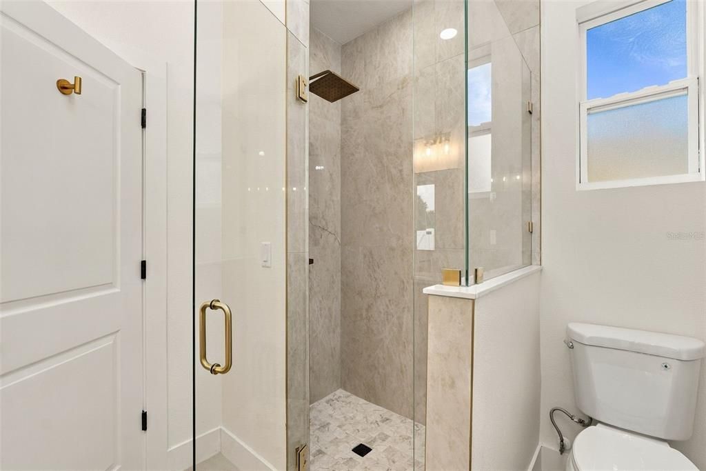 На продажу: $330,000 (3 спален, 2 ванн, 1340 Квадратных фут)