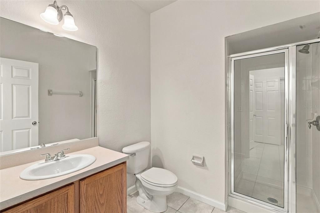 En Venta: $240,000 (3 camas, 3 baños, 1504 Pies cuadrados)