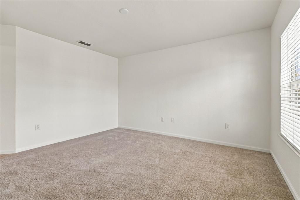 En Venta: $240,000 (3 camas, 3 baños, 1504 Pies cuadrados)
