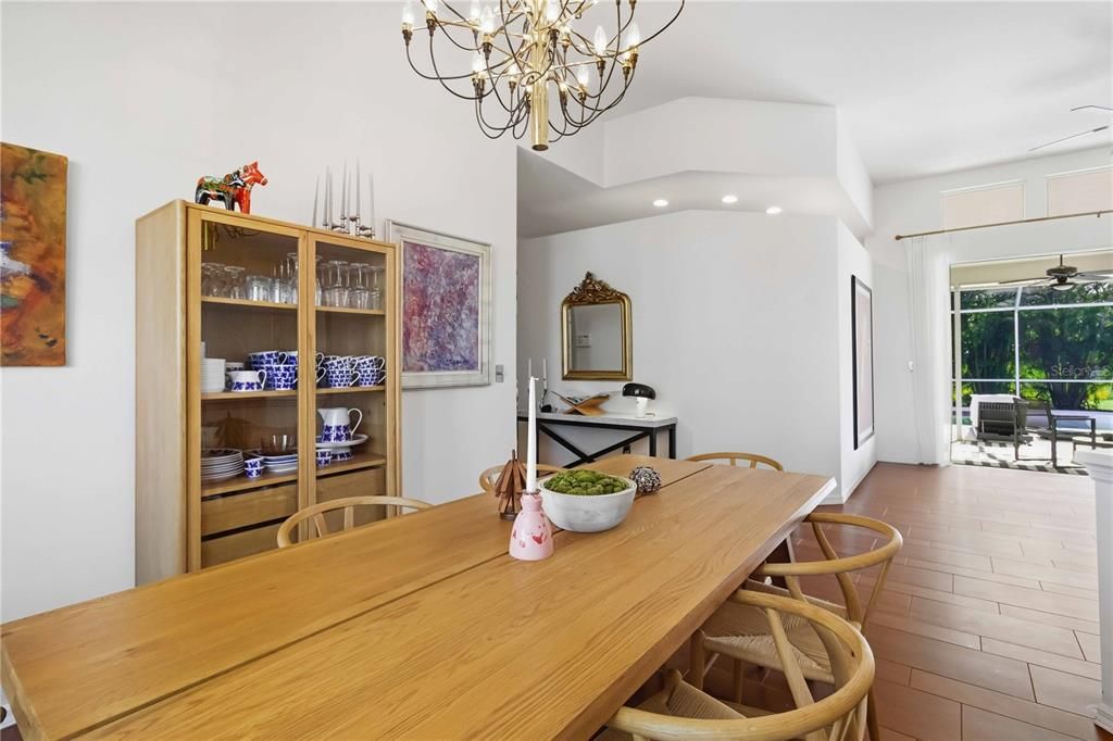 For Sale: $625,000 (3 beds, 2 baths, 2137 Square Feet)