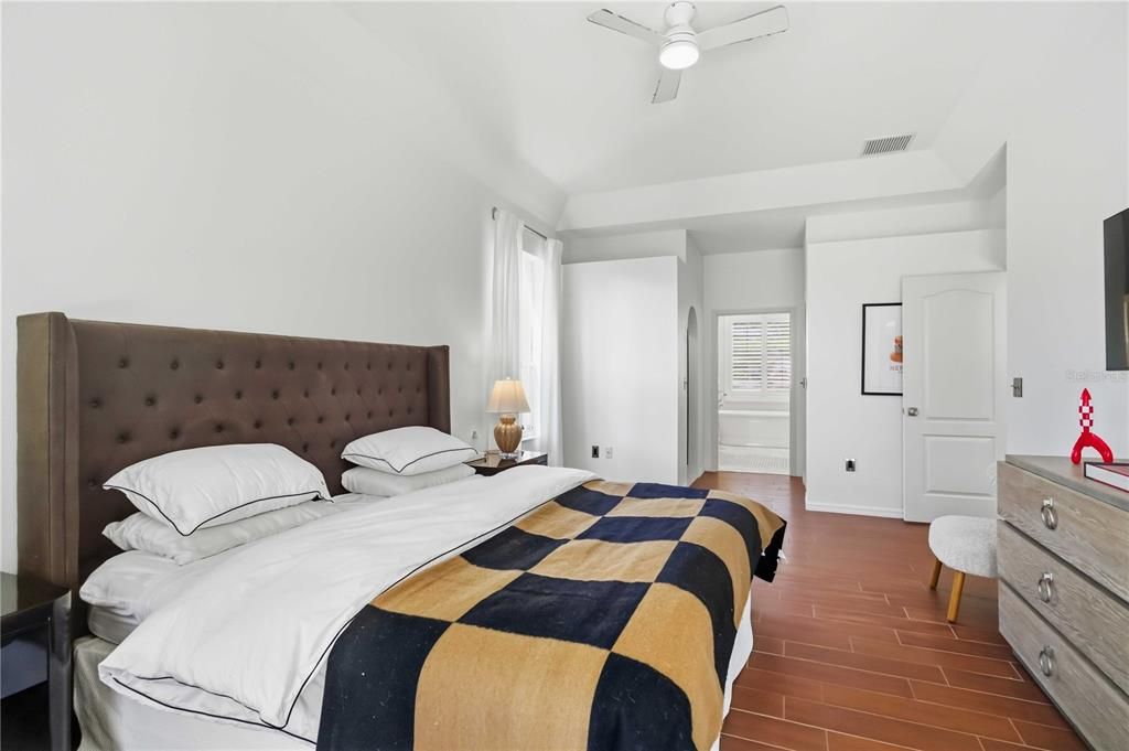 For Sale: $625,000 (3 beds, 2 baths, 2137 Square Feet)