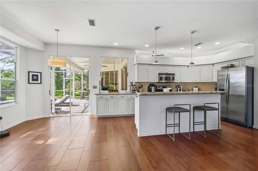 For Sale: $625,000 (3 beds, 2 baths, 2137 Square Feet)