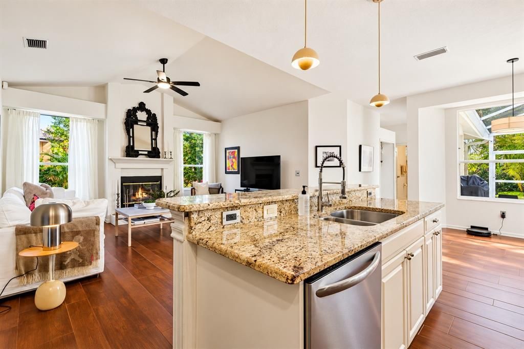 For Sale: $625,000 (3 beds, 2 baths, 2137 Square Feet)