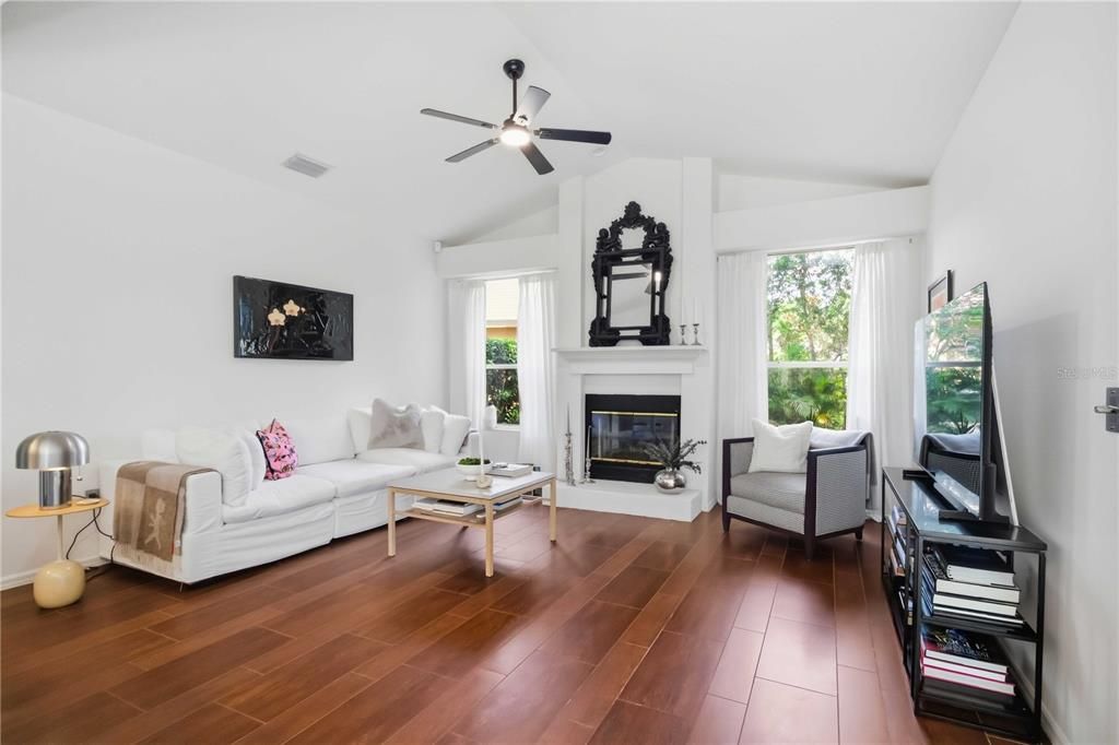 For Sale: $625,000 (3 beds, 2 baths, 2137 Square Feet)
