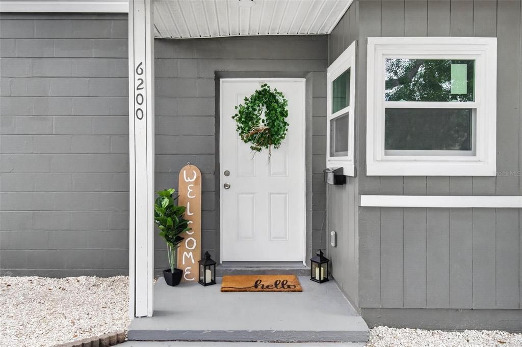 For Sale: $389,900 (3 beds, 2 baths, 1092 Square Feet)