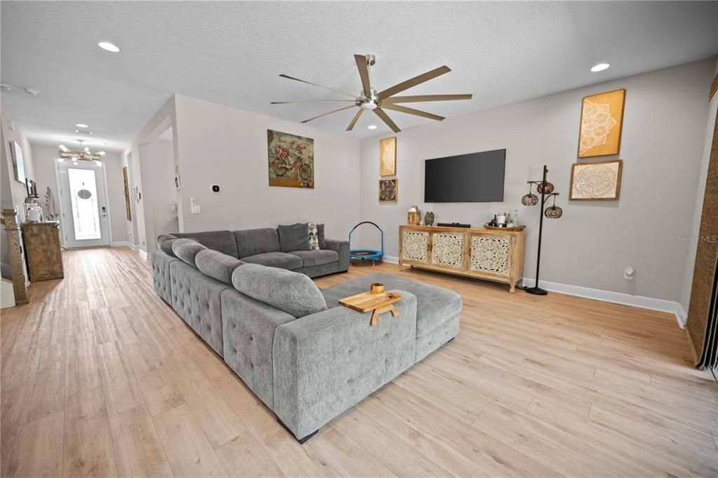 For Sale: $570,000 (5 beds, 3 baths, 3448 Square Feet)
