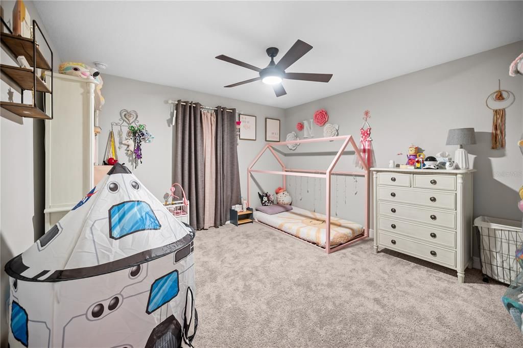 For Sale: $570,000 (5 beds, 3 baths, 3448 Square Feet)