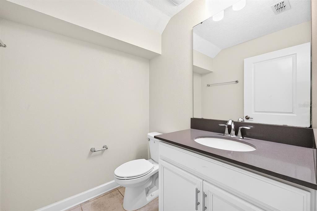 En Venta: $365,000 (4 camas, 3 baños, 2067 Pies cuadrados)