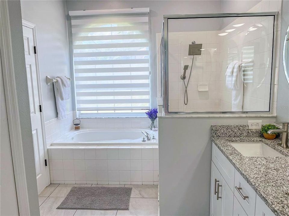 For Sale: $425,000 (3 beds, 2 baths, 1876 Square Feet)